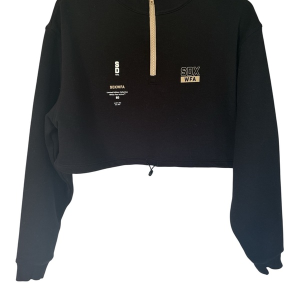 SARAH'S DAY X WHITE FOX UNDERCARD
CROPPED SWEATER BLACK - Picture 5 of 6